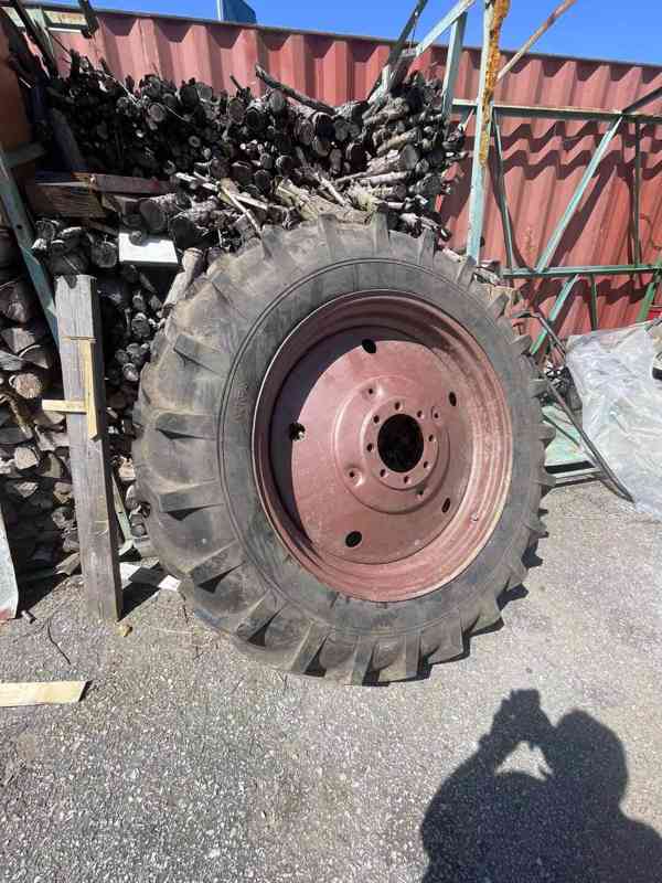 Originální kola na traktor Belarus, traktorbagr Belorus EO - foto 5