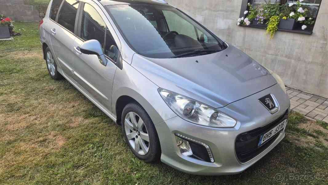 Peugeot 308 1,6   SW 2013 - foto 1