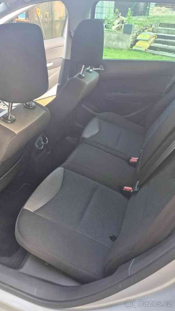 Peugeot 308 1,6   SW 2013 - foto 12