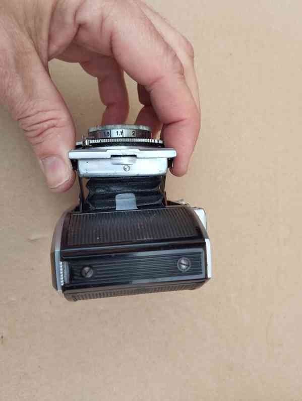 Starý fotoaparát Agfa Karat Solinar 3,5/5 Compur + pouzdro - foto 8