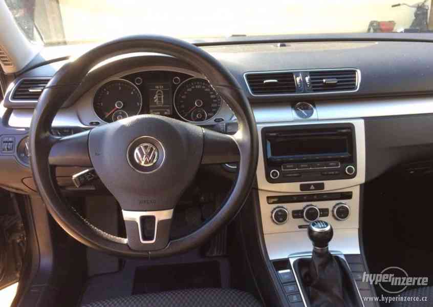 Volkswagen Passat 1.6 tdi - foto 6
