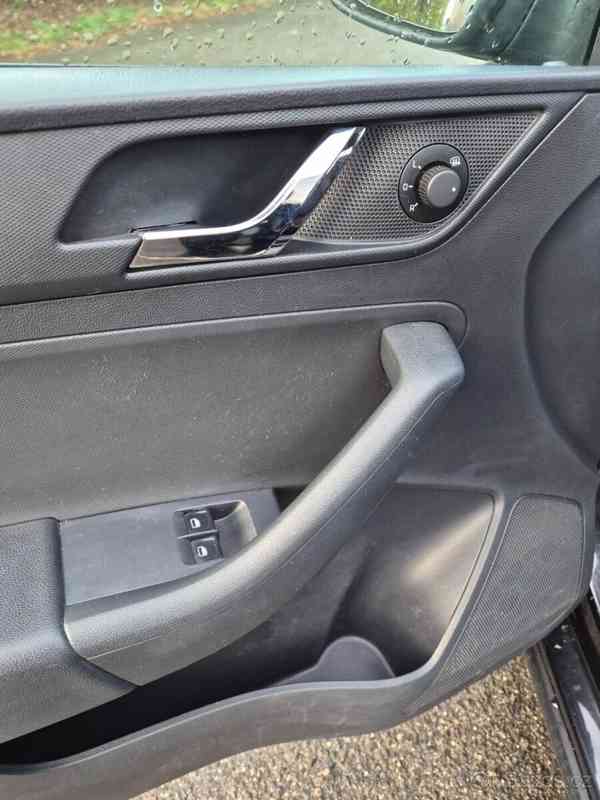 Škoda Rapid 1,6 - foto 7