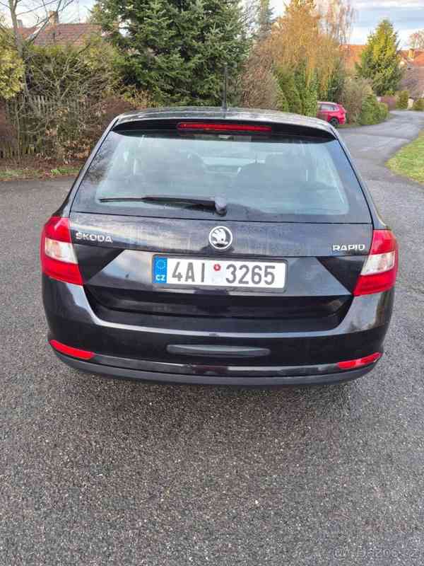 Škoda Rapid 1,6 - foto 4