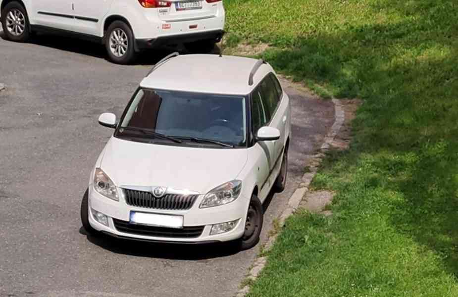 Škoda Fabia 2 combi 1,6 TDI elegance - foto 8