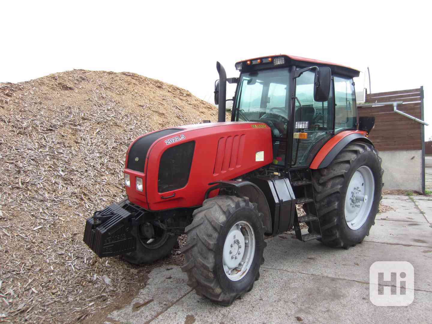 Traktor BELARUS 2022.5 MTZ - bazar - Hyperinzerce.cz