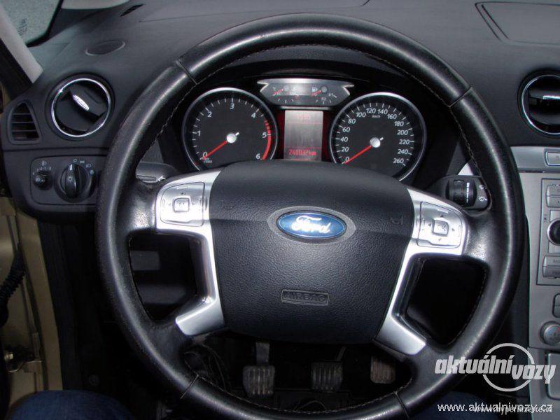 Ford Galaxy 1.8, nafta, vyrobeno 2008 - foto 15