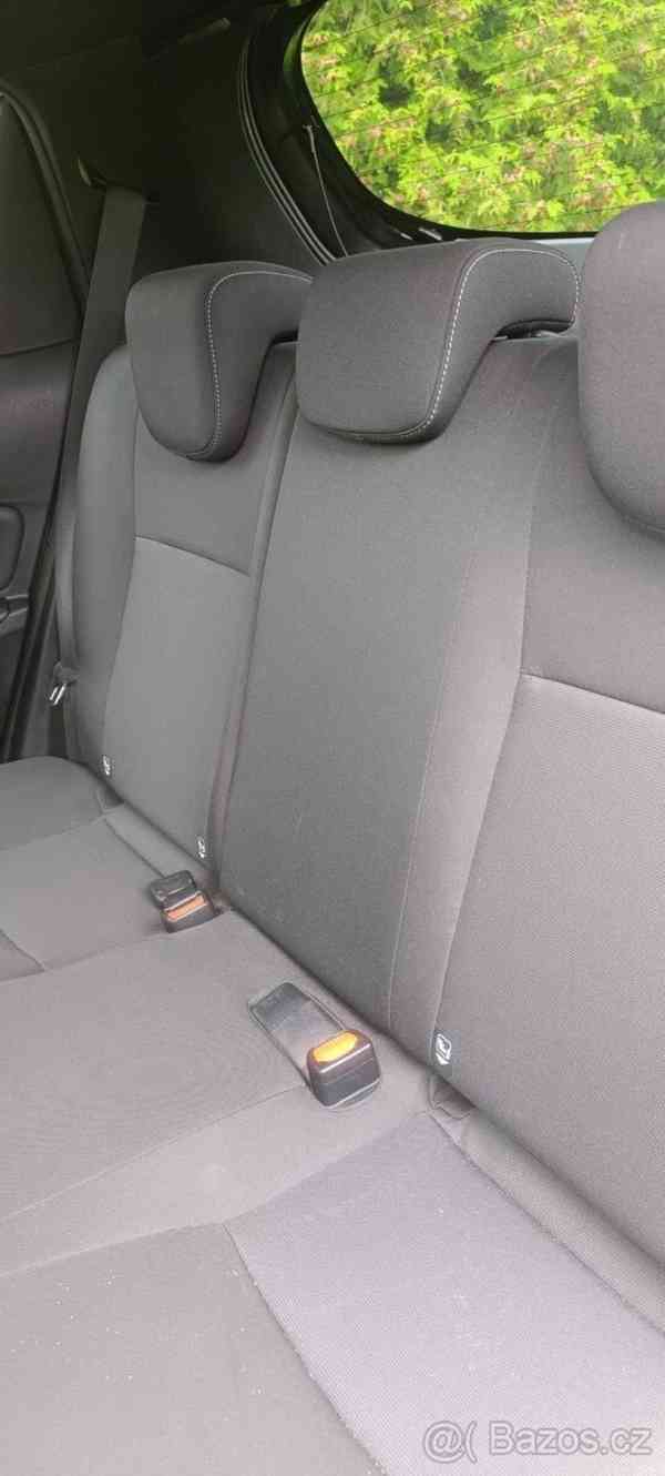Toyota Yaris 1,5   TSi, limit selection - foto 2