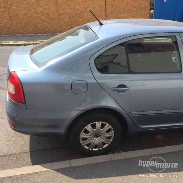 Prodám Škoda Octavia 2 facelift, 7 DSG automat převod, 2012 - foto 2