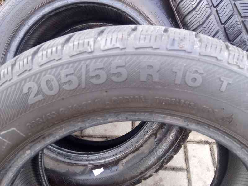 Prodám 4 kusy zimní pneumatiky Barum 205/55 R16 T - foto 1