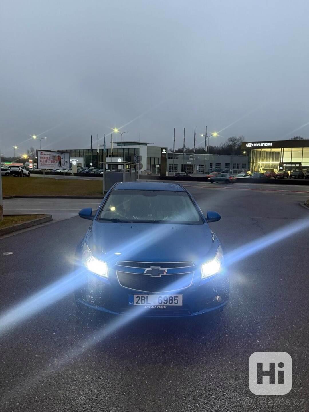 Chevrolet Cruze 1,6   2011 91kw - foto 1