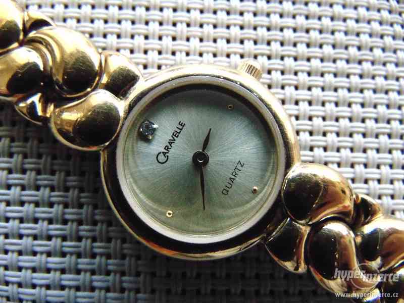 dámské náramkové hodinky - foto 2