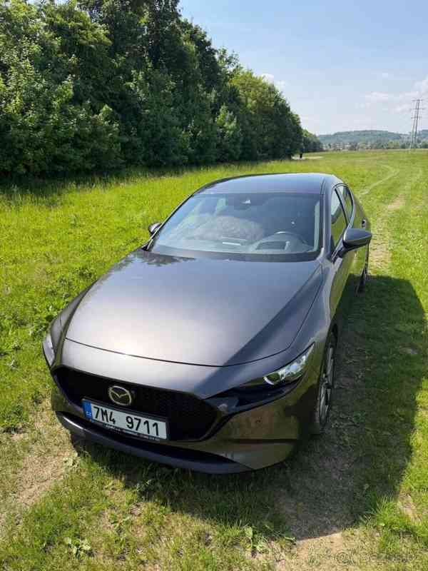 Mazda 3 2,0 - foto 2