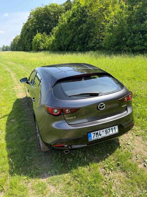 Mazda 3 2,0 - foto 5