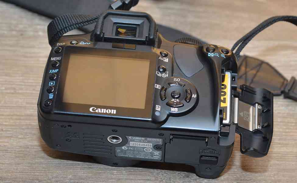 Canon EOS 400D *zrcadlovka*APSC CMOS 10.1 Mpix - foto 3