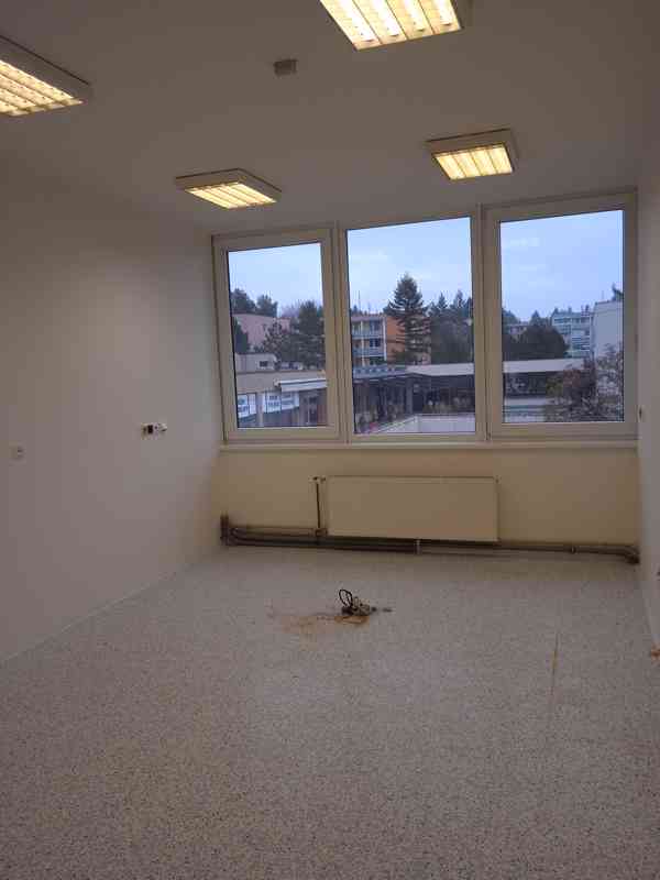 Pronájem ordinace ve zdravotním středisku MEDISPOL - foto 5