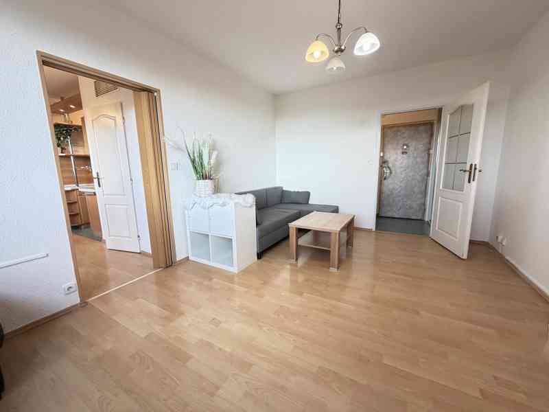 PRODEJ PROSTORNÉHO BYTU 3+1 V BRNĚ – SLATINĚ - foto 3