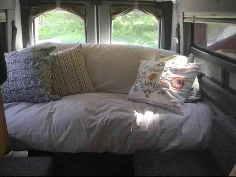 S manželem darujeme náš obytný vůz. - foto 14