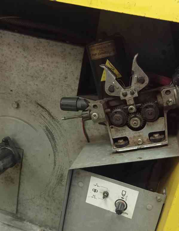 MIG/MAG svářečka Esab LKB 400W - foto 2