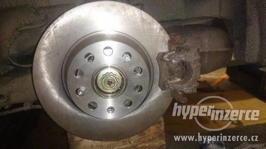 Adaptéry zadních brzd na vetší octavia 1 a G4 z 232 na 286mm - foto 1
