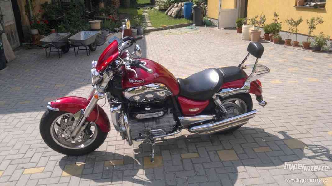 TRIUMPH Rocket III. - foto 3