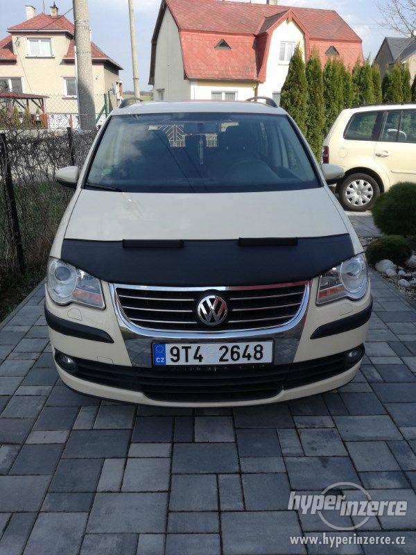 VW Touran - foto 1
