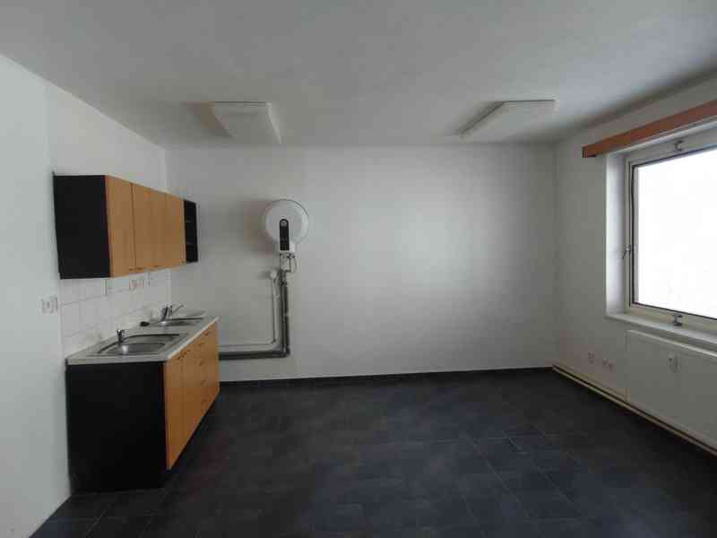 Pronájem, Kanceláře, 60,2 m² - Skuteč - foto 2