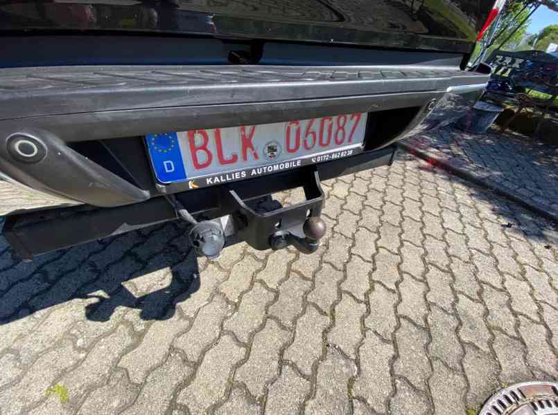 Nissan Navara 2,3dCi Tekna 140kw - foto 12