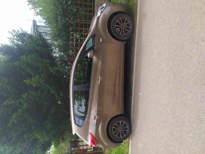 Hyundai ix20, Benzín 1.4, 66 kw - foto 2