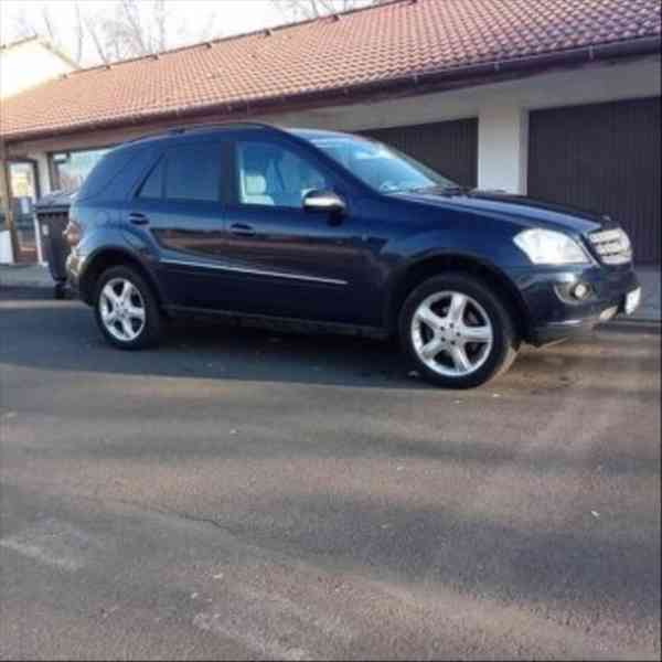 Mercedes-Benz Třídy M 2,0   ML 320 CDI - foto 19