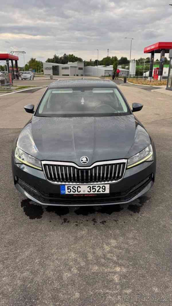 Škoda Superb 2,0   tdi 110kw DSG - foto 2