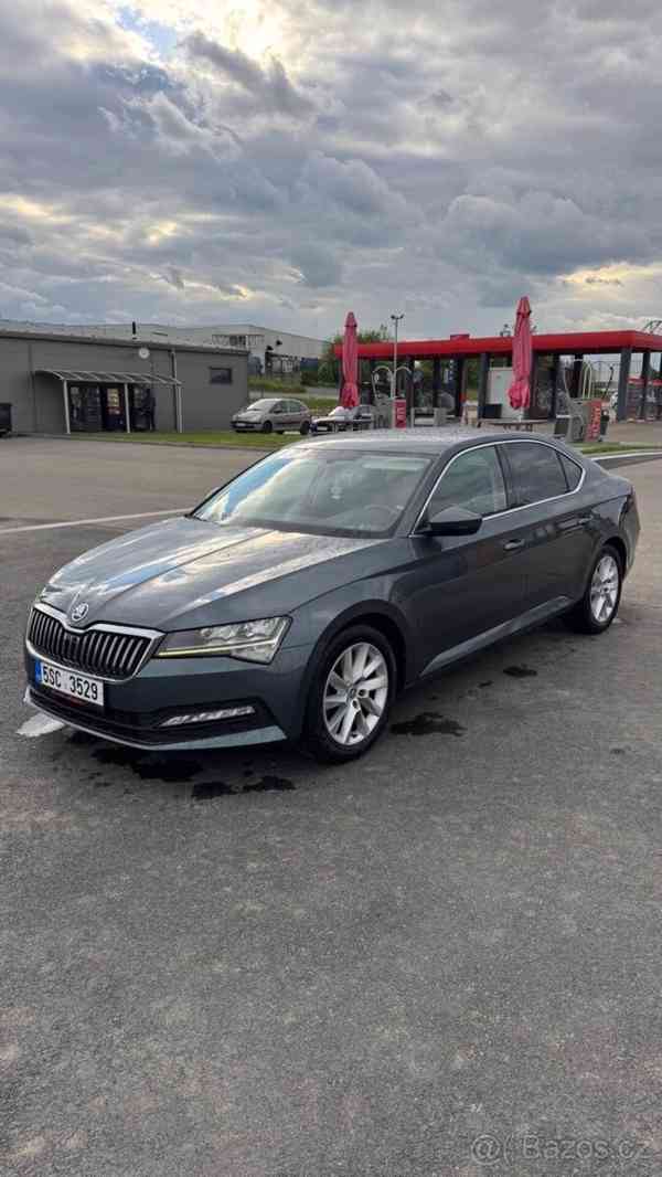 Škoda Superb 2,0 tdi 110kw DSG - foto 1