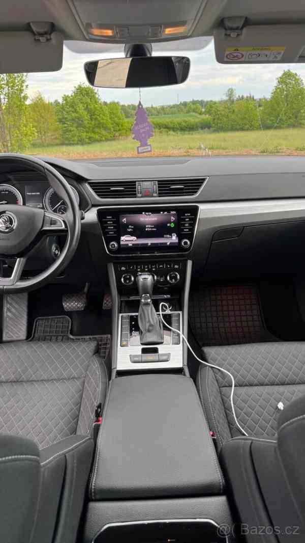 Škoda Superb 2,0   tdi 110kw DSG - foto 20