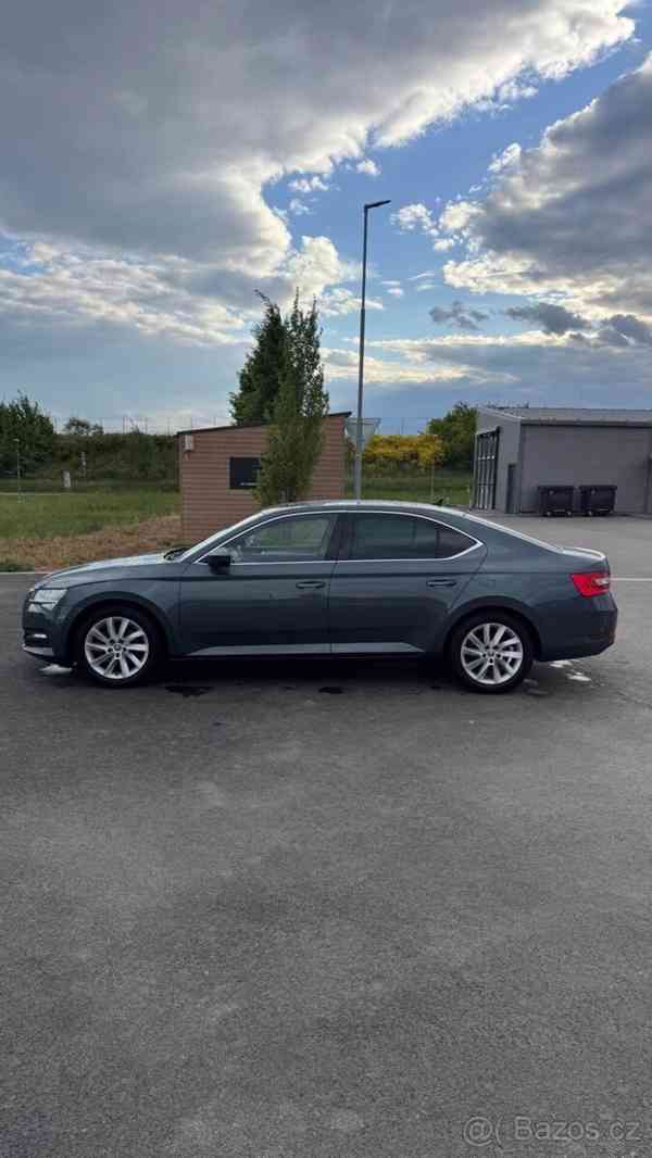 Škoda Superb 2,0   tdi 110kw DSG - foto 14