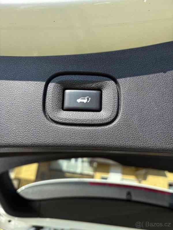 Renault Koleos 1,8   1/21 - foto 9