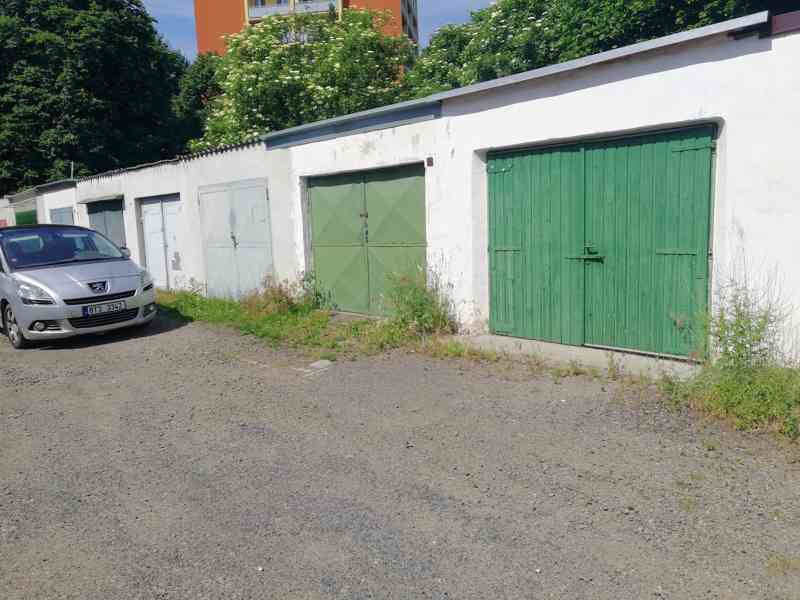 Pronájem garáže Opava ul. Čajkovského - foto 1