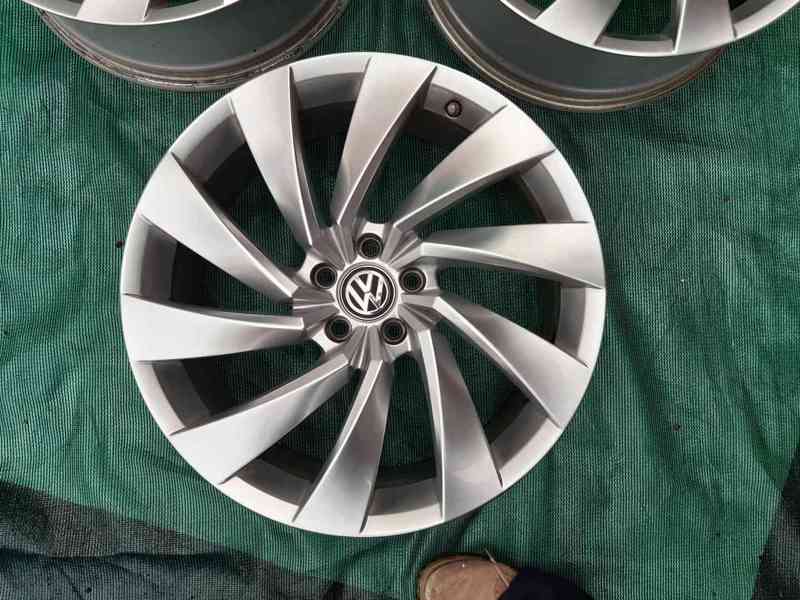Alu disky Volkswagen Arteon R20 Rosario Silver - foto 2