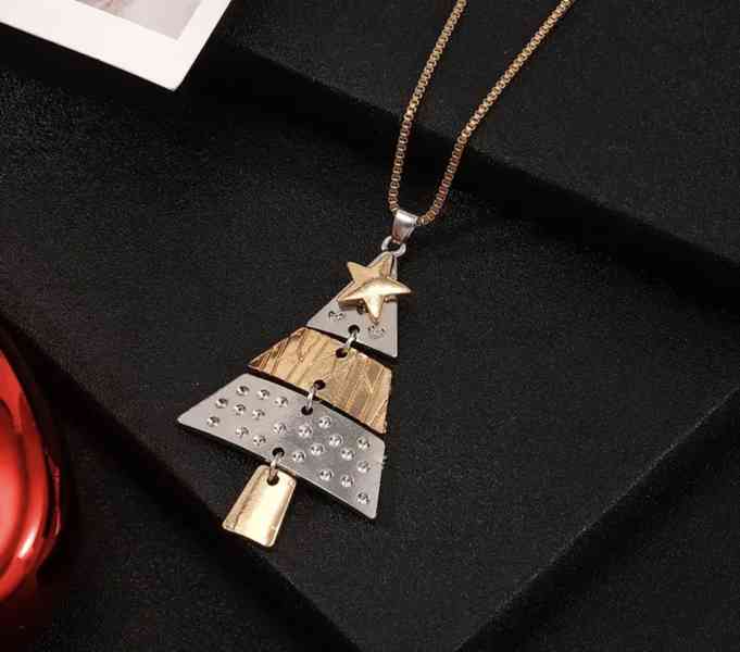 Designový náhrdelník s přívěskem vánočního stromku  - foto 5