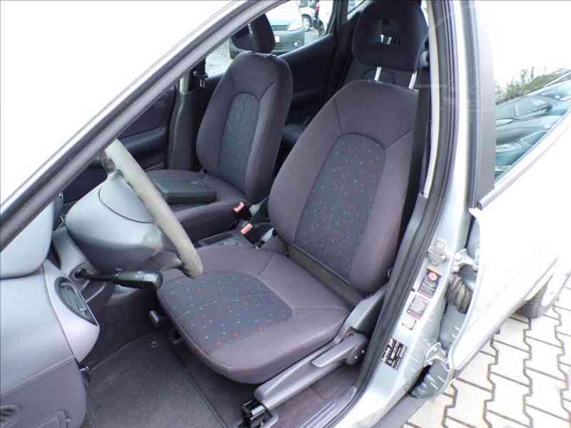 Mercedes-Benz I 1,6 AUTOMAT,TAŽ.ZAŘ. - foto 8