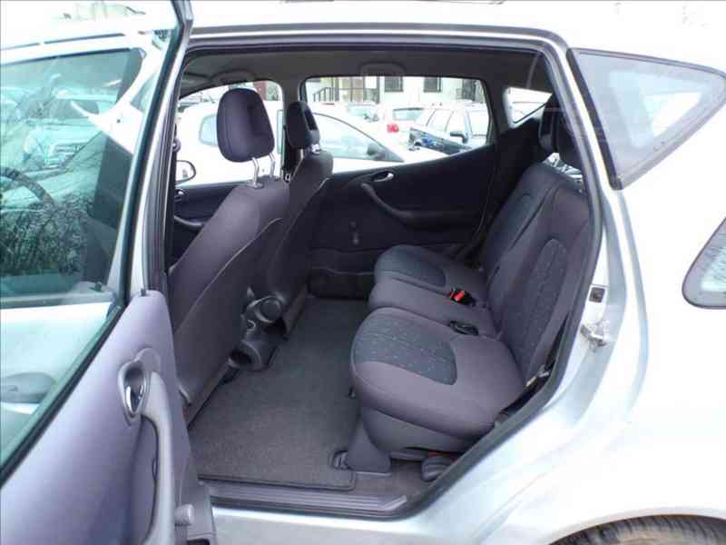 Mercedes-Benz I 1,6 AUTOMAT,TAŽ.ZAŘ. - foto 9