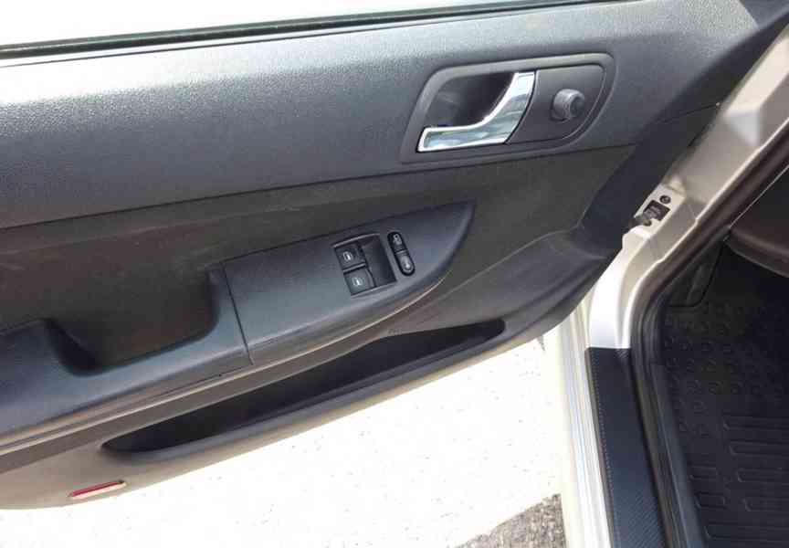 Škoda Fabia 1.9 SDI r.v.2005 (47 KW) stk:7/2028 - foto 6