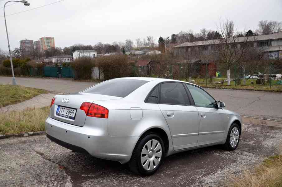 Audi A4 2,0 96 KW - foto 5