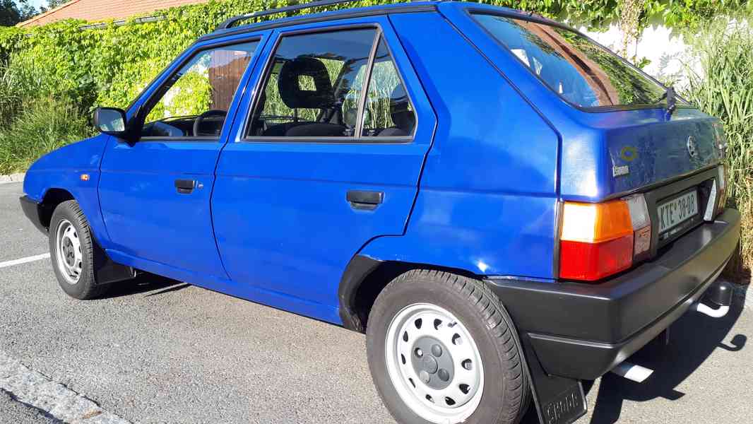 Škoda Favorit 135 LXI 1994 vin:  TMBAEF200R0880367 - foto 1