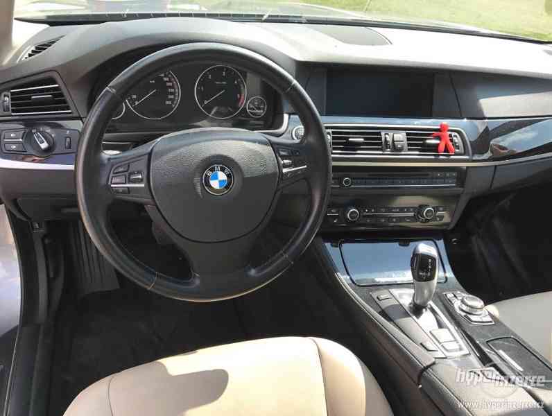 BMW 525d v M-paketu (F10) - foto 8