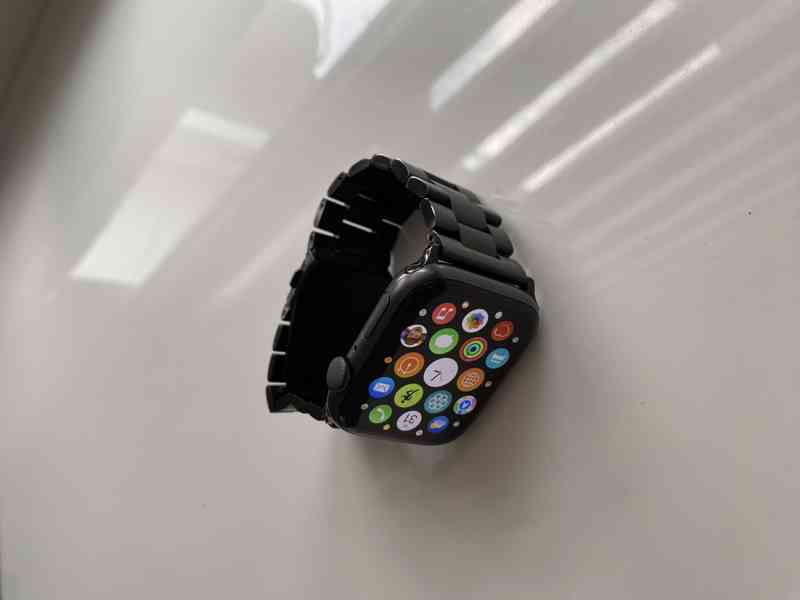 Chytré hodinky Iwatch SE 44 mm - foto 3