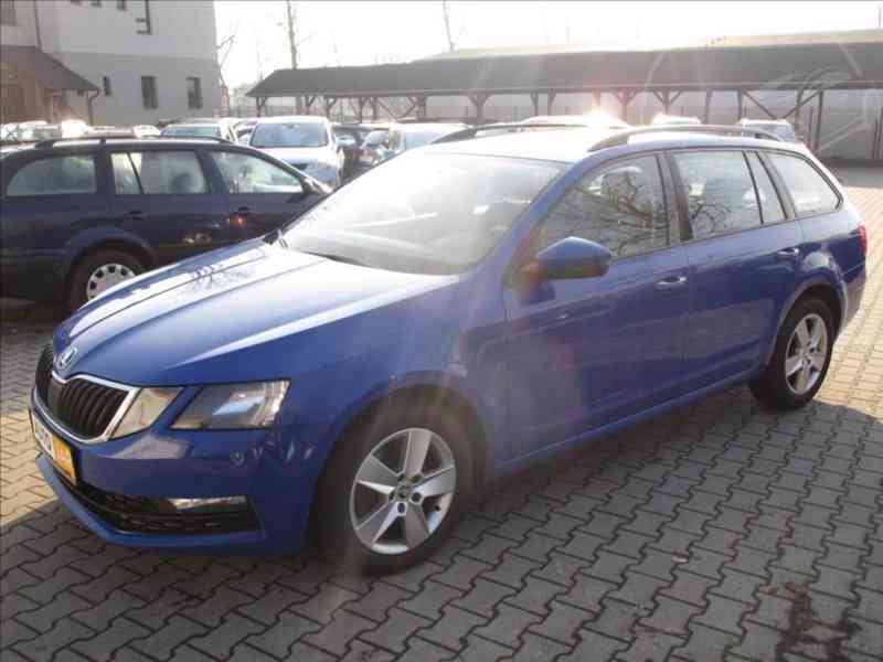 Škoda Octavia 2,0 TDI DSG,1.MAJITEL ČR-DPH - foto 2