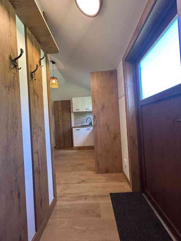 Mobilní celoroční domek 8×3,6 m na klíč - foto 4