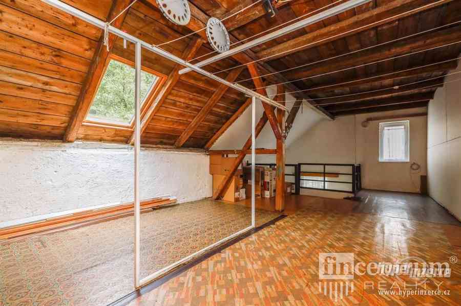 Prodej rodinného domu 328 m2 Pod vrchem, Kraslice - foto 2