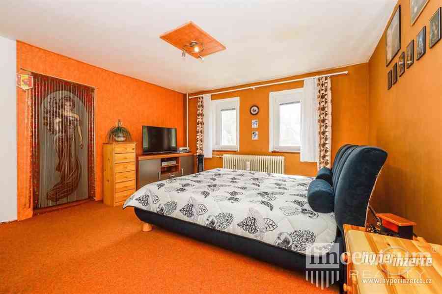 Prodej rodinného domu 328 m2 Pod vrchem, Kraslice - foto 3