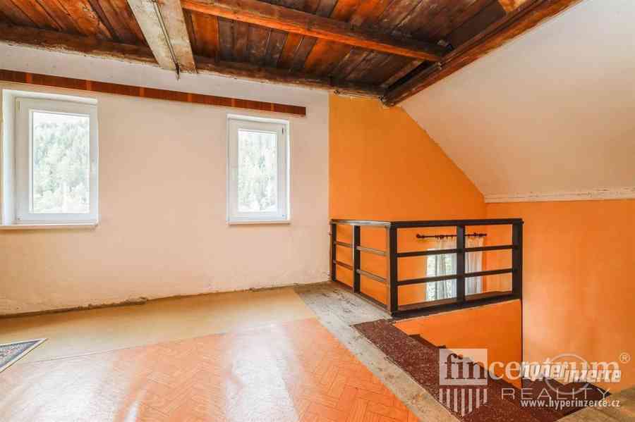 Prodej rodinného domu 328 m2 Pod vrchem, Kraslice - foto 4