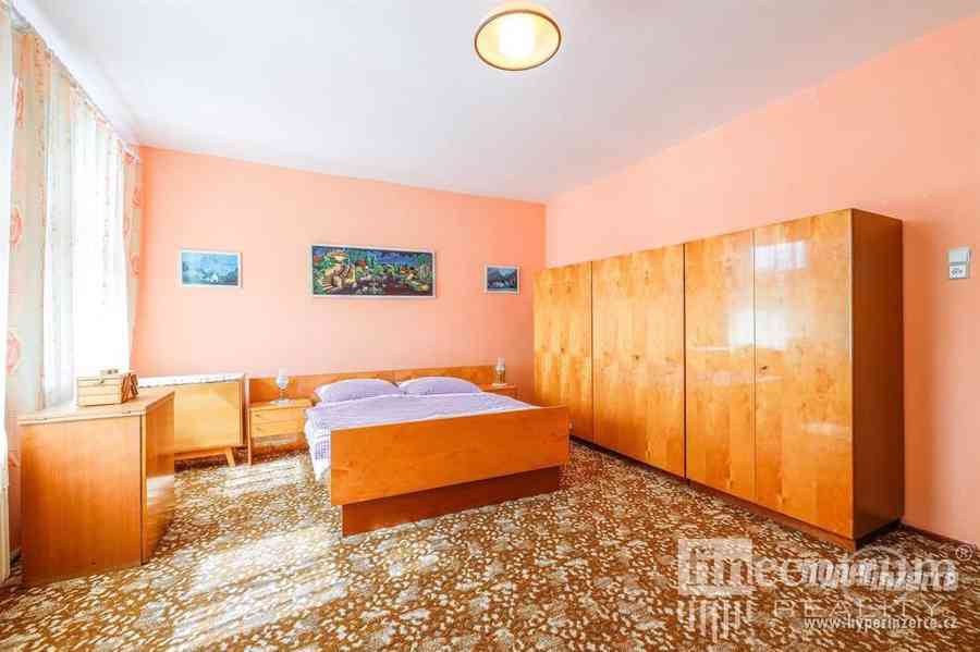 Prodej rodinného domu 328 m2 Pod vrchem, Kraslice - foto 12